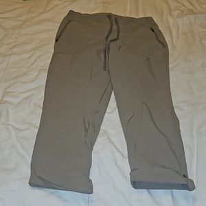 Eddie Baur hiking capri